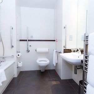 Ground Floor Queen Room Disability Access